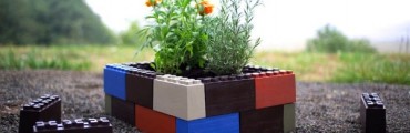 【開発ストーリー】ブロックで組み立てる小さな畑「ガーデンブロック」に込められた家庭菜園ビギナーへの想い